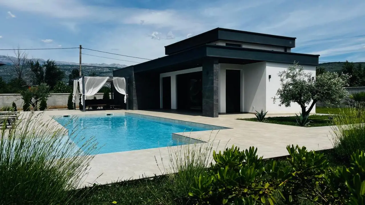Villa LUSSO