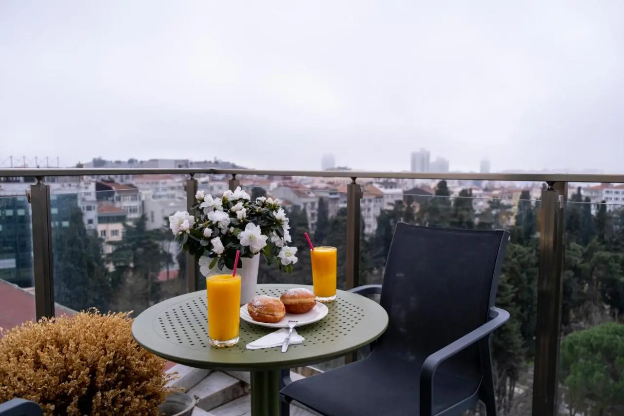 Numi Hotel