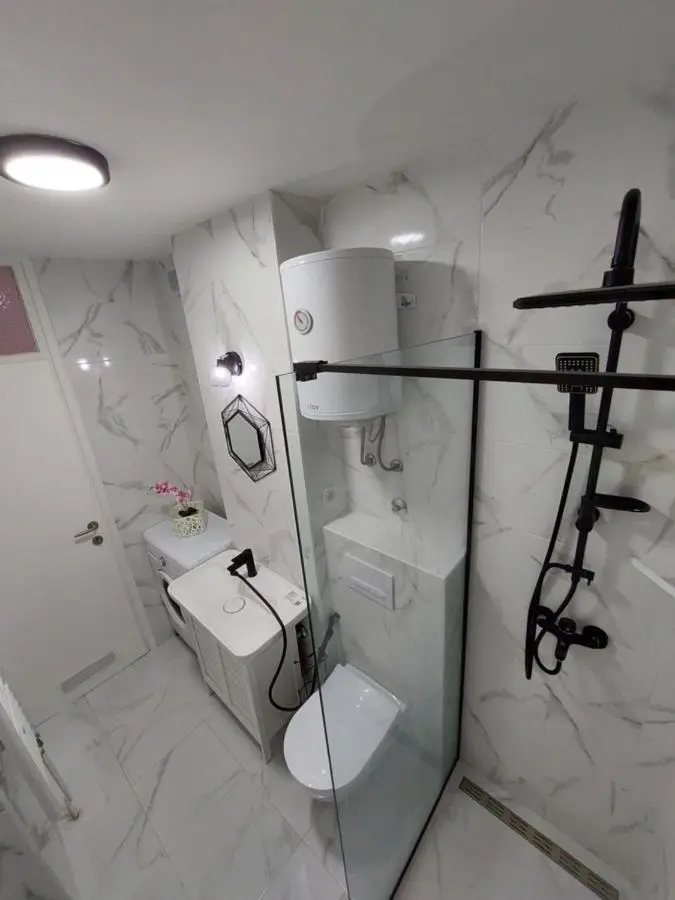 Apartman Ally