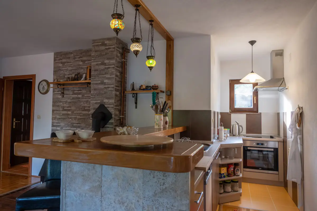 VILLA about min 3 persons - max 6 persons.
