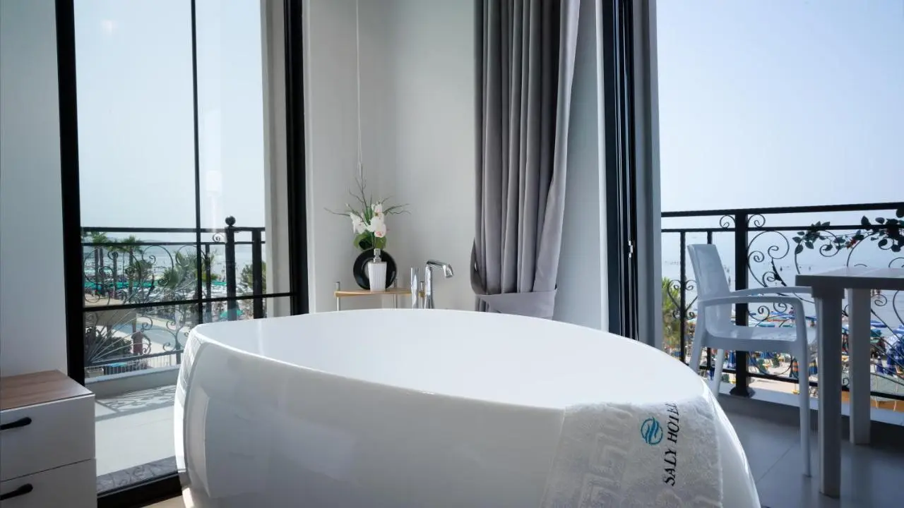 Hotel Saly