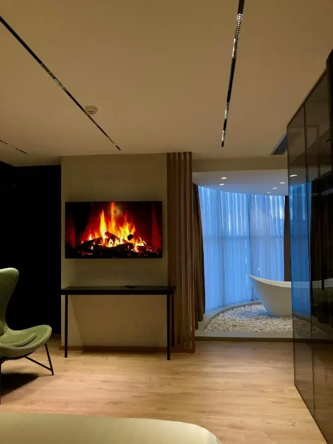 BAZ'HUR Boutique Hotel