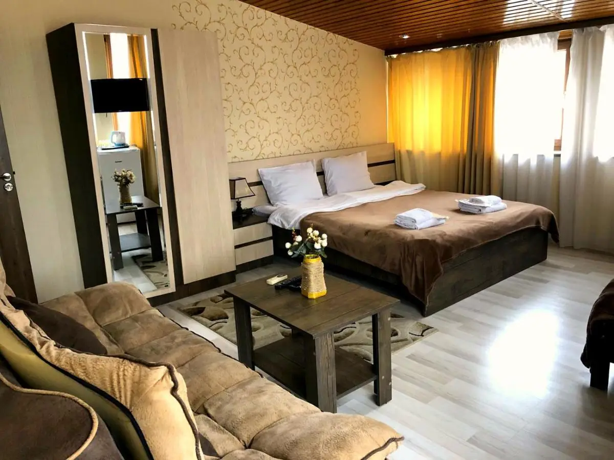 Bonus Hotel