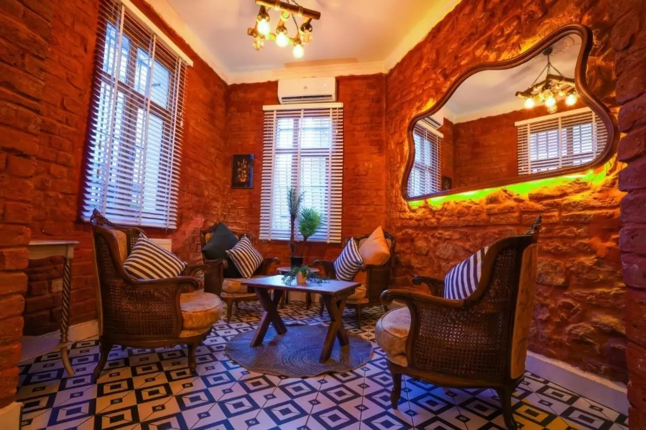 1826 Heritage Rooms