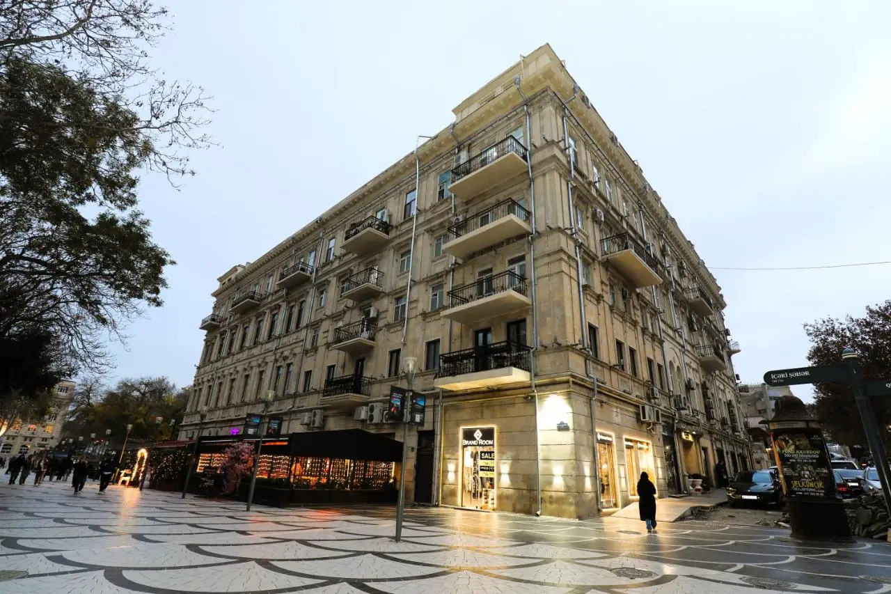 Azcot Hotel