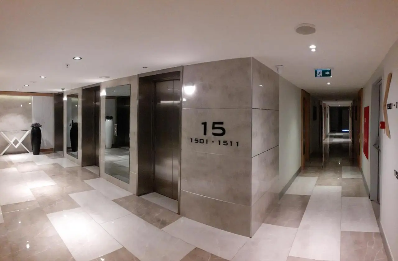 Only Front Sea View, No Side View, Wonderful Panorama, High Floor, Location Guarantee