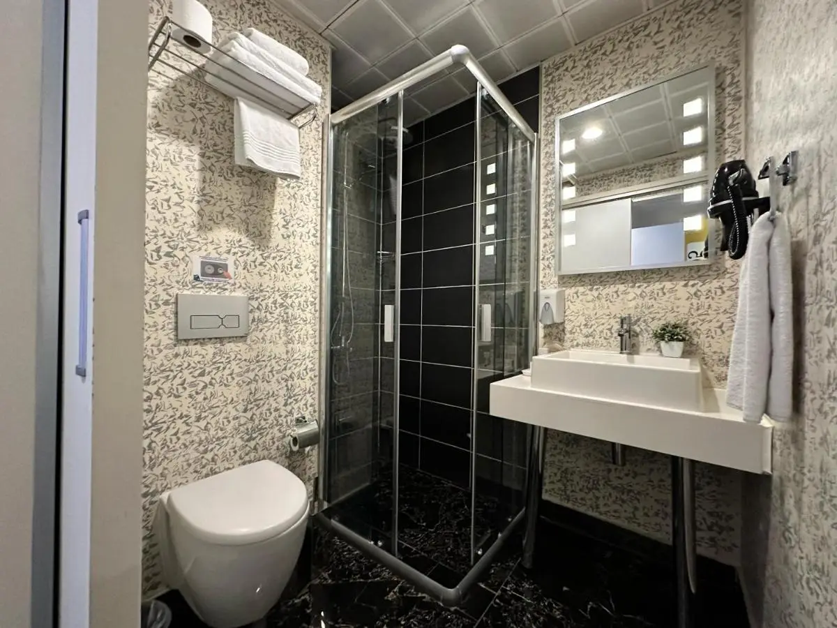 Tempo Hotel 4Levent