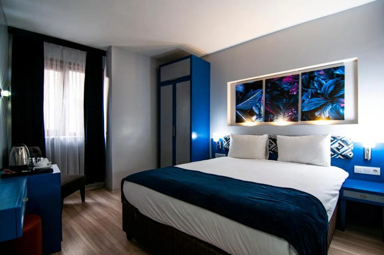 Lapis Inn Hotel & Spa ( Ex. Ambassador Hotel)