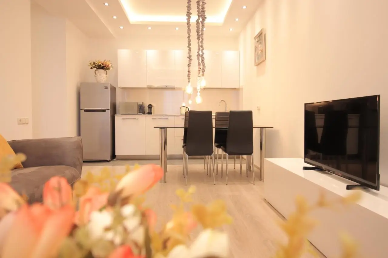 Shartava Deluxe Apartment