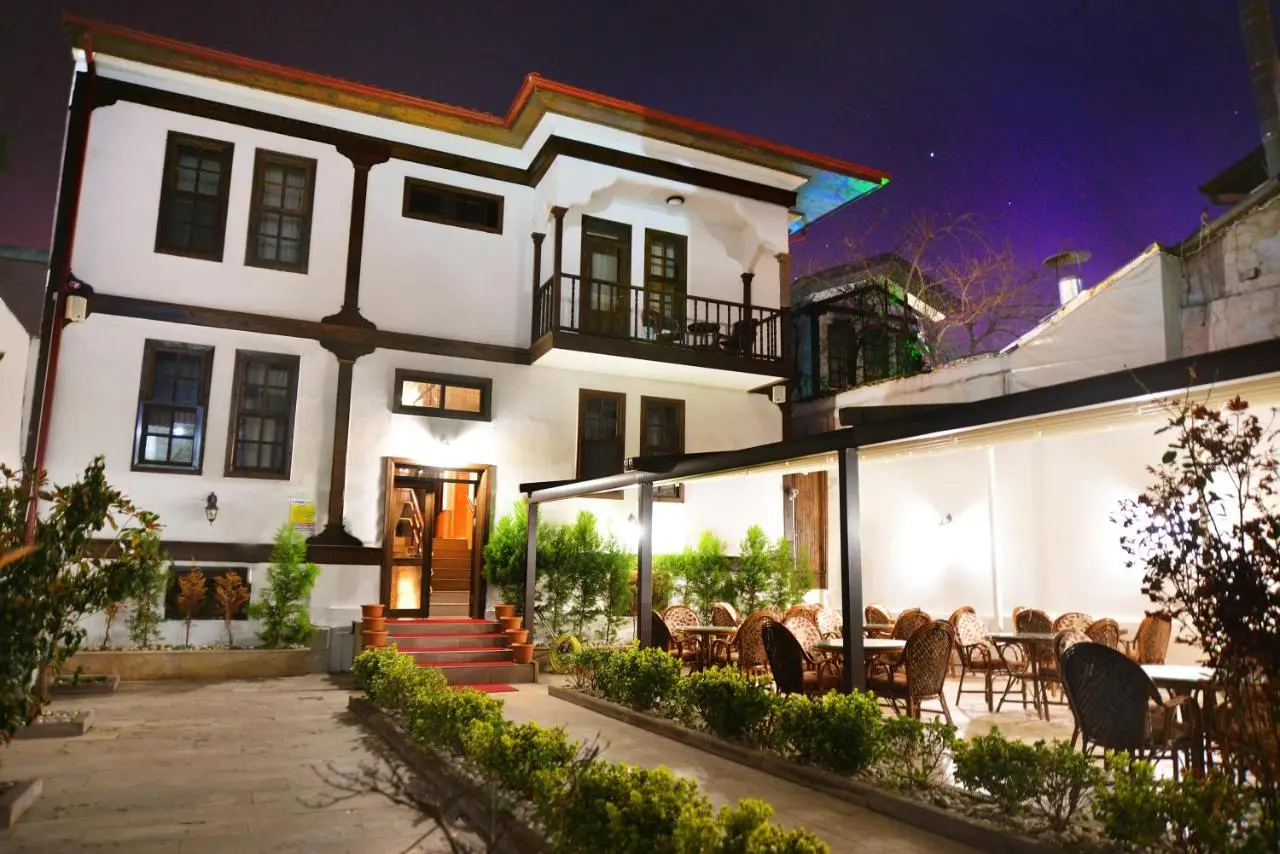 Uluhan Hotel