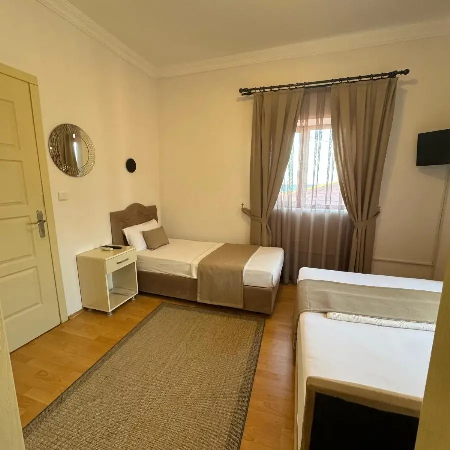 Sözer Otel