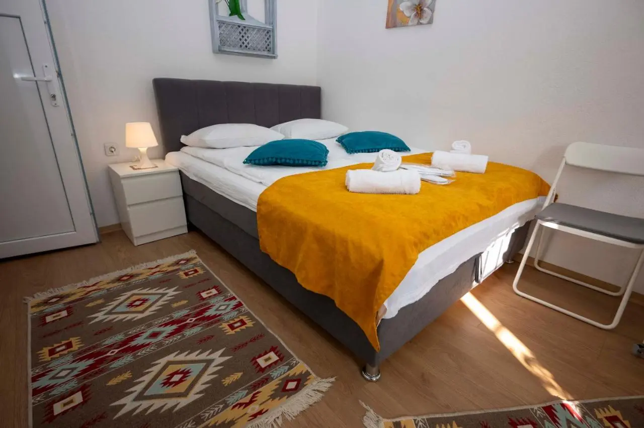 Bosanska Avlija Authentic Sarajevo Stay with Garden