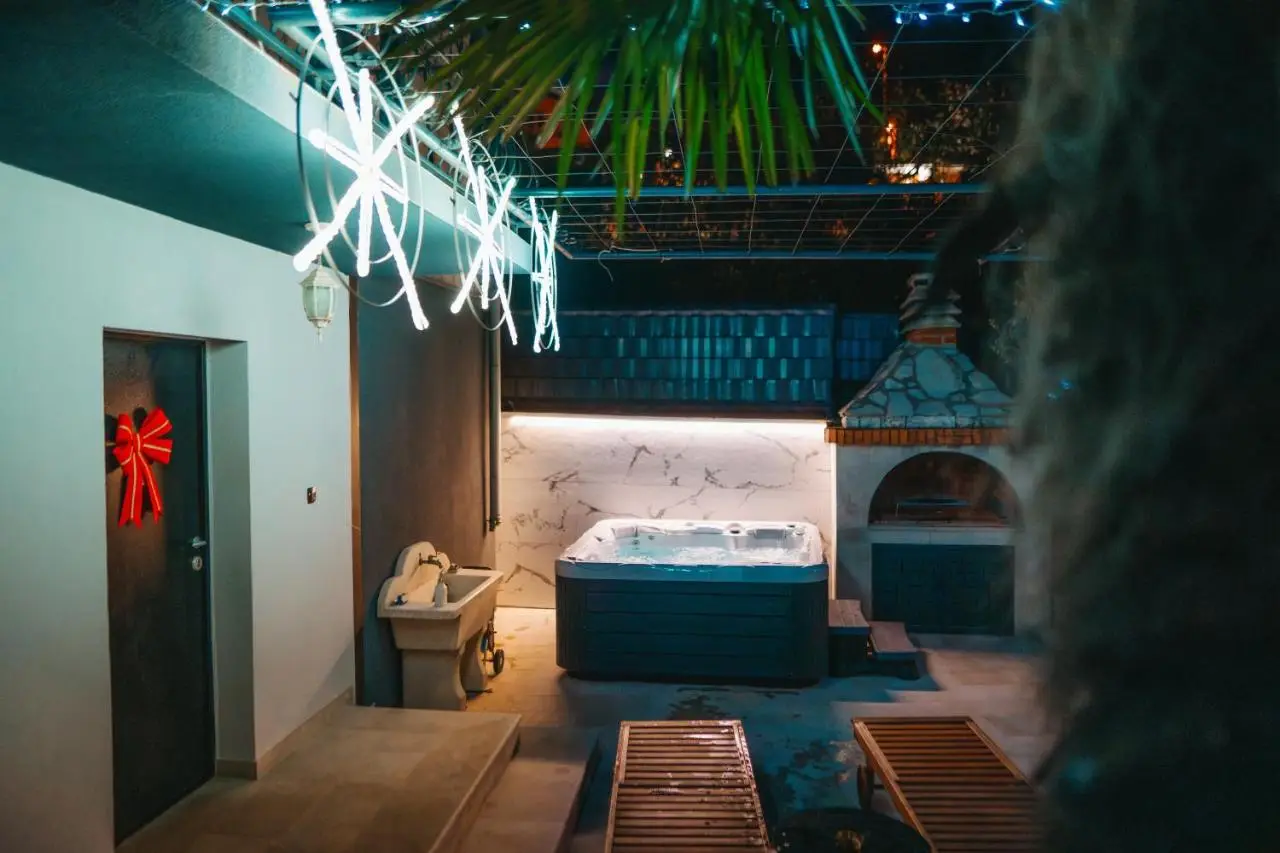 Villa View Mostar with Heated Pool & Jacuzzi