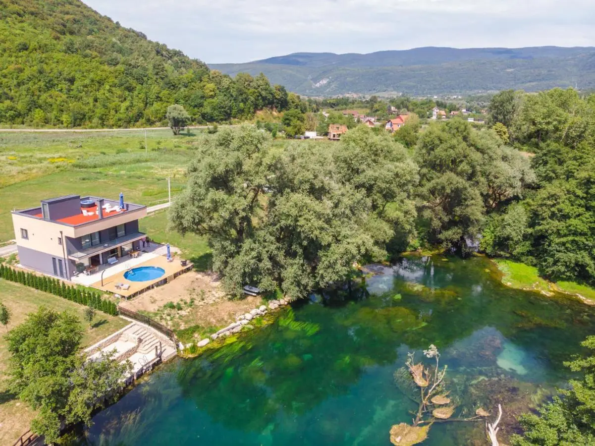 Lohovo Villa Bukva