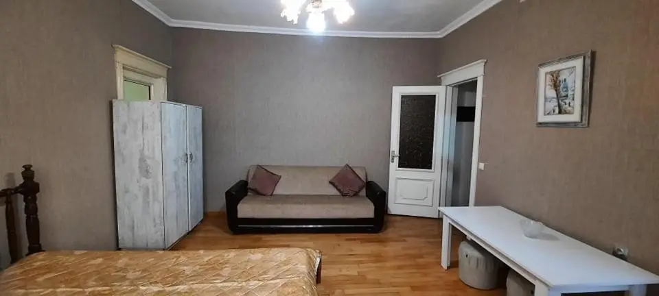 Iren Apartment