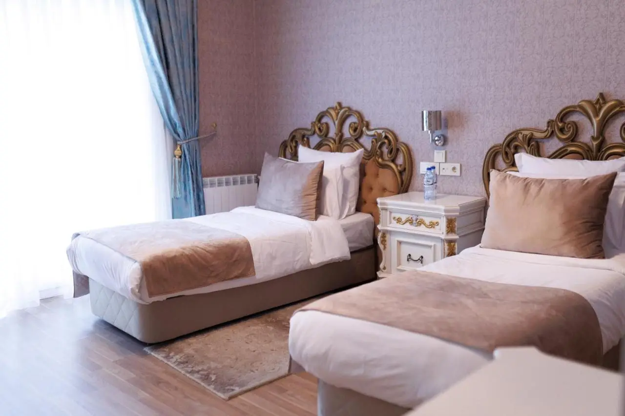 Ayan Palace Hotel
