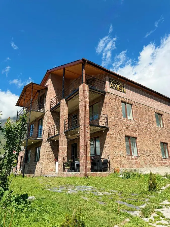 Hotel Axien Kazbegi