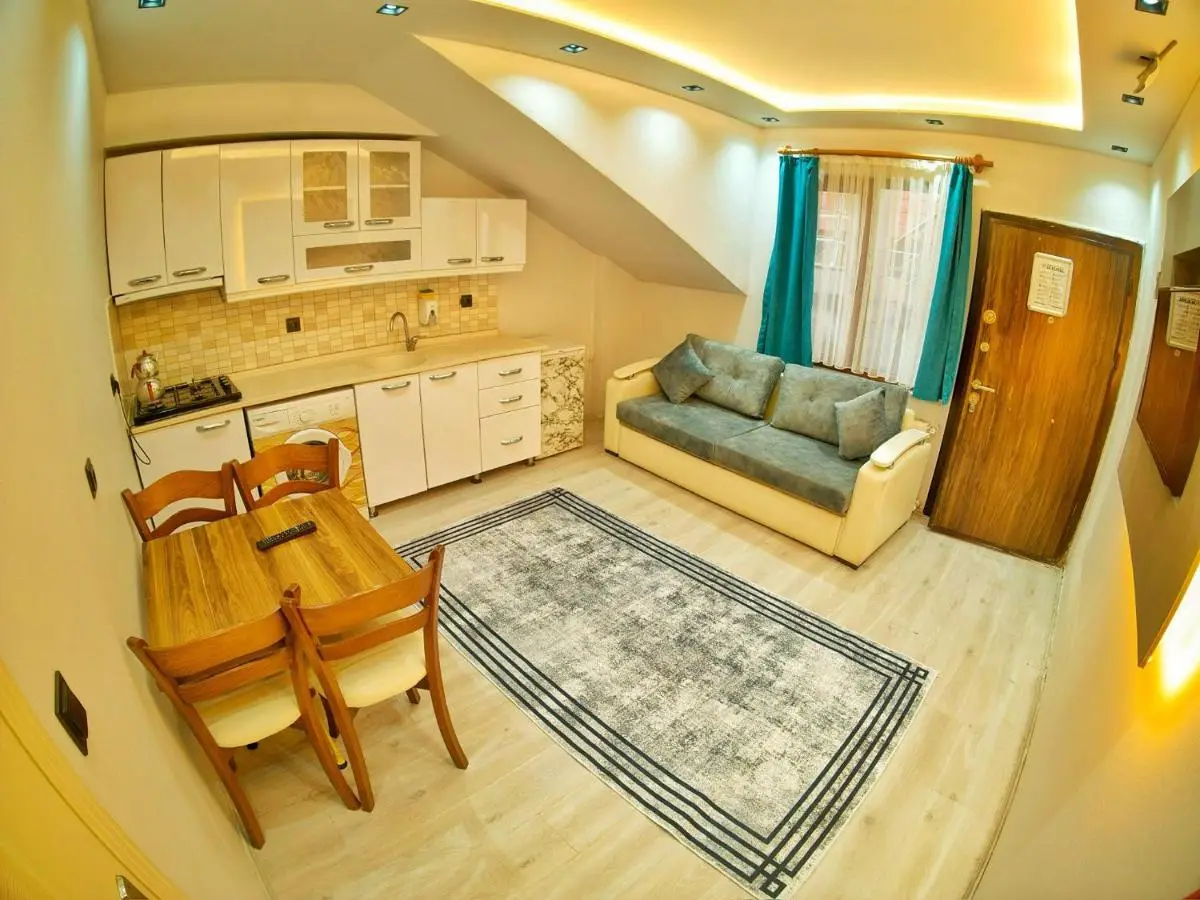 Kusva Apart