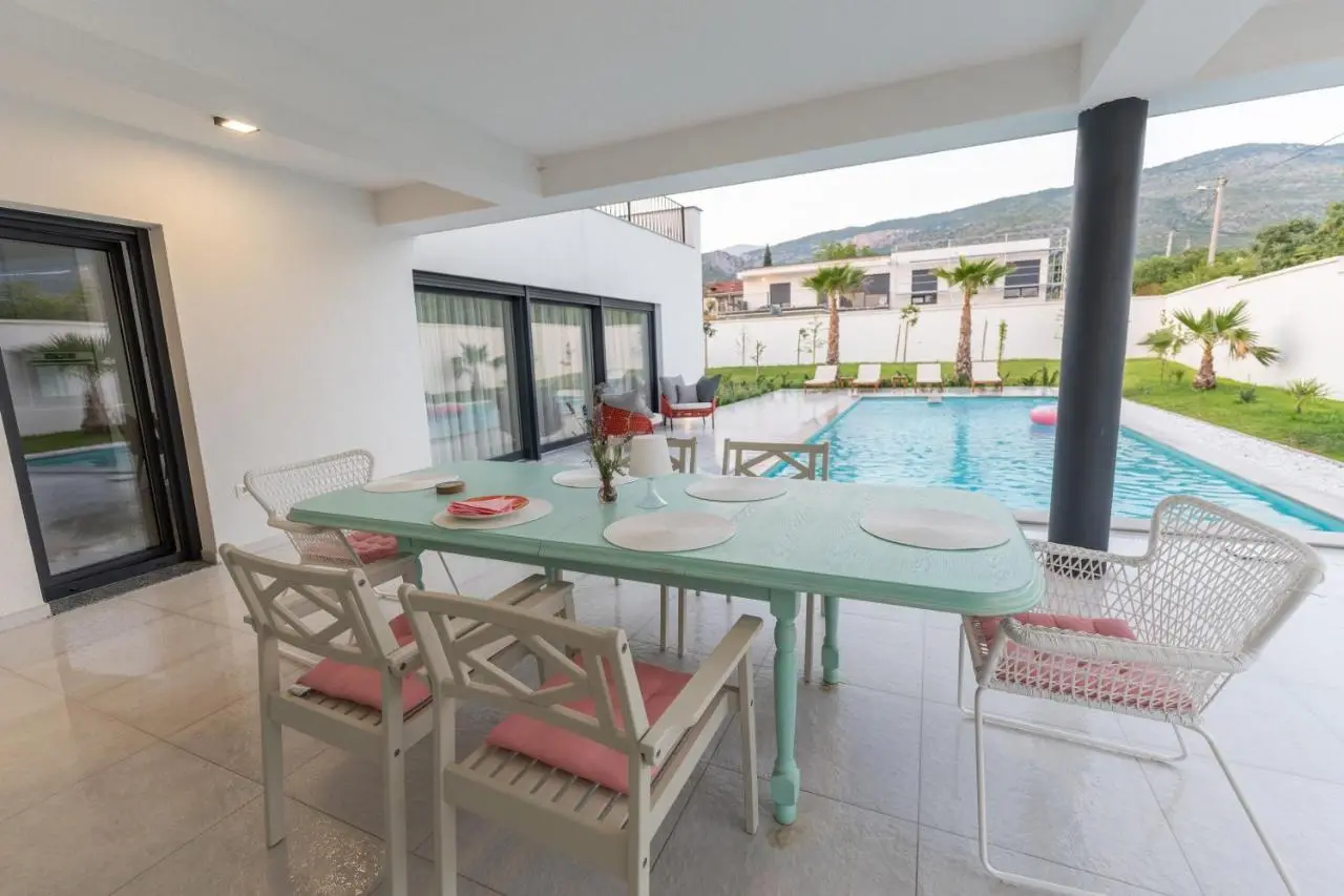 Villa Alba - Countryside Hideway Between Mostar & Blagaj