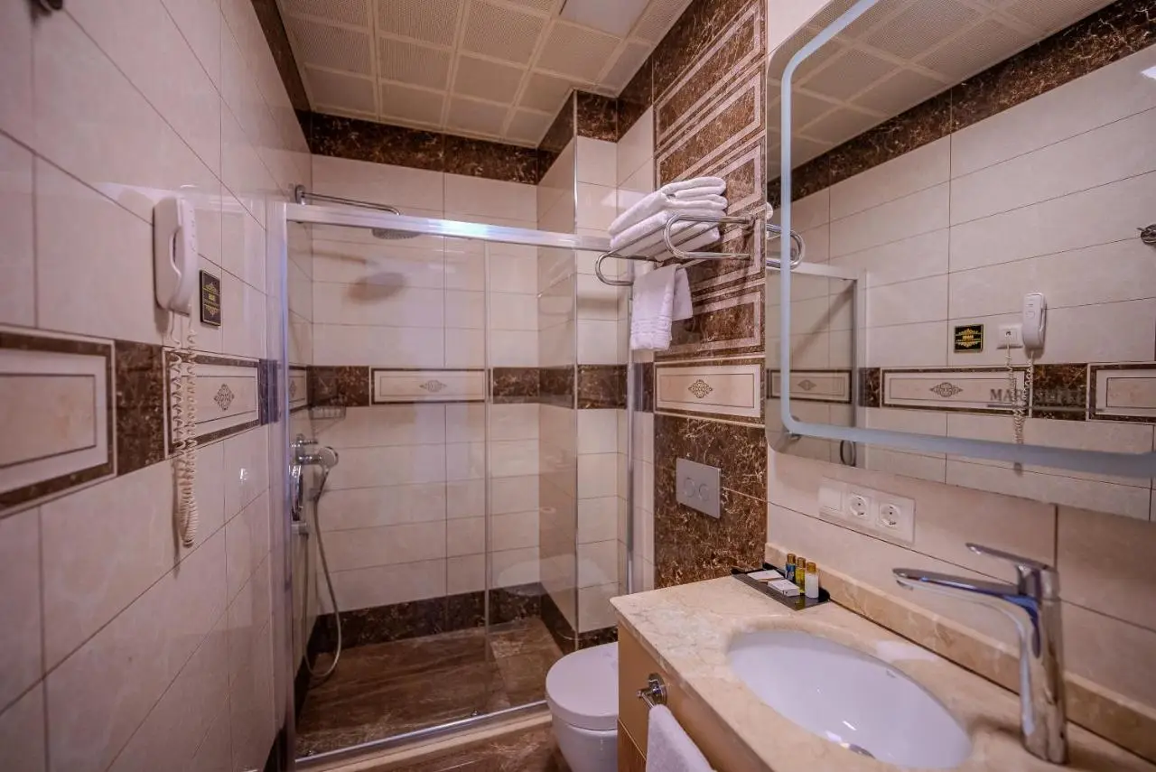 Mari Suites Hotel