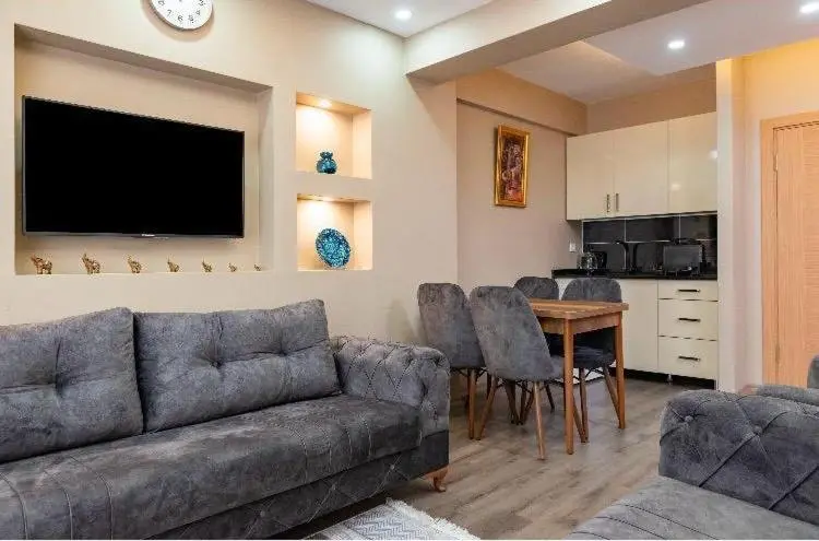 Saltanat Apartment