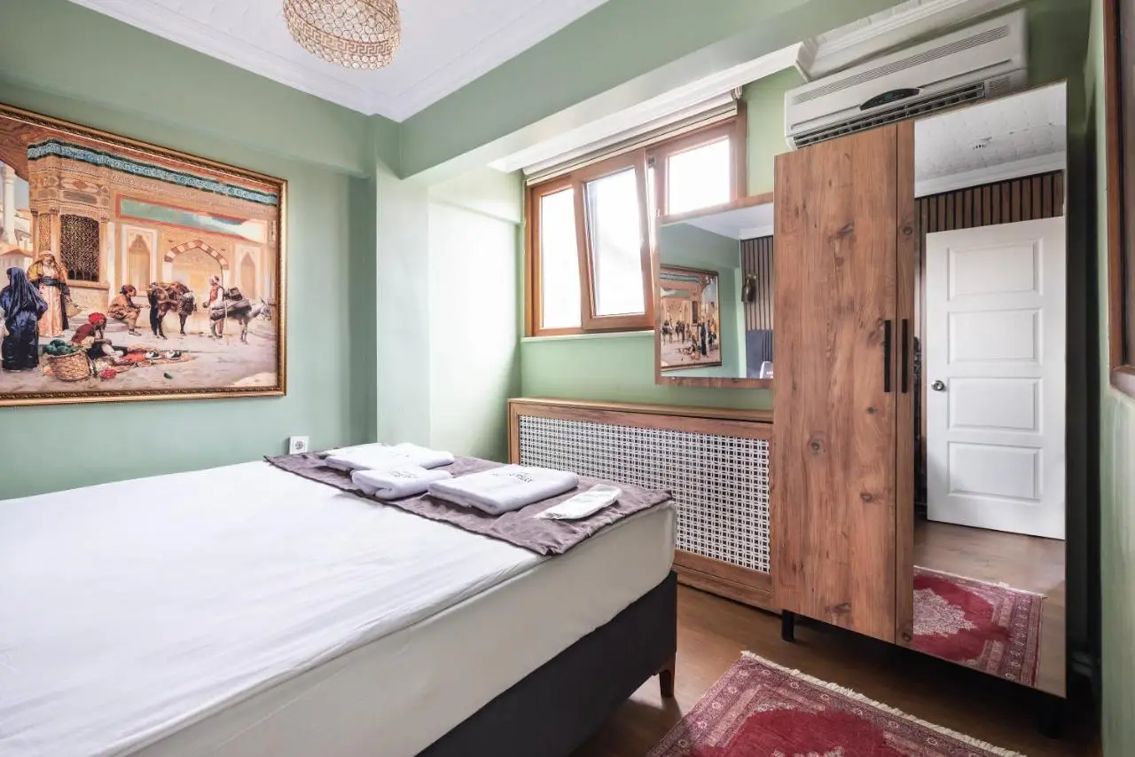 AYKA APART SUiTES OLD CITY