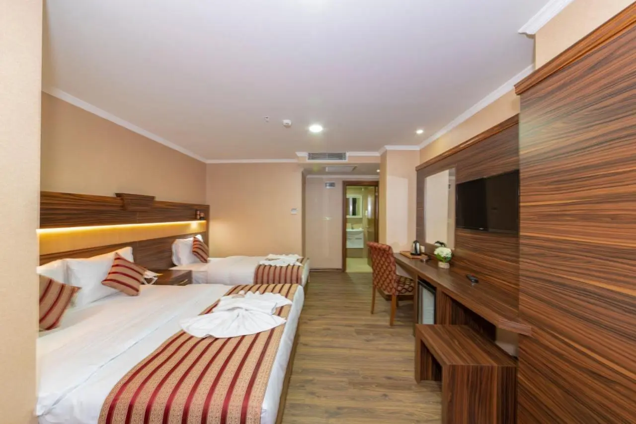 Vision Deluxe Hotel