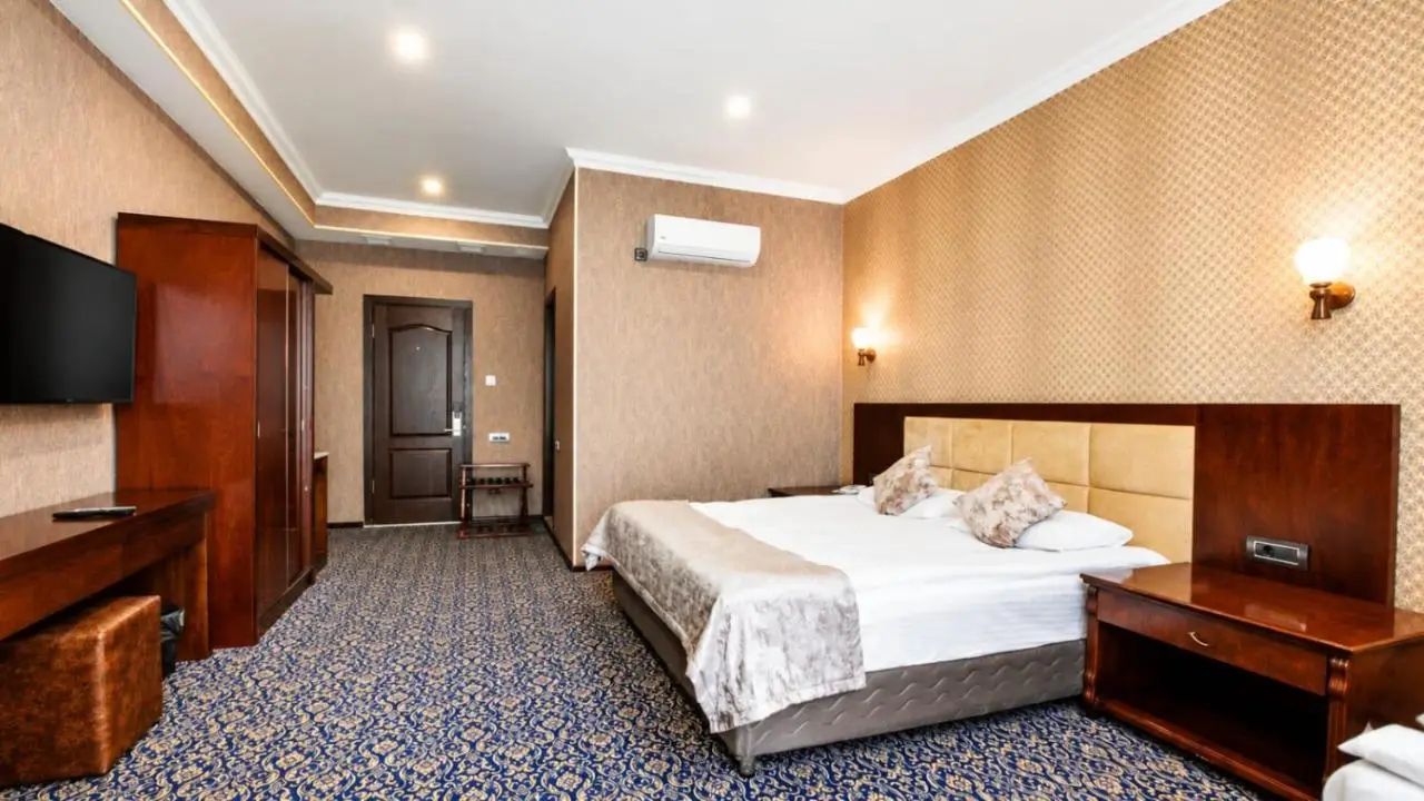Ruma Qala Hotel
