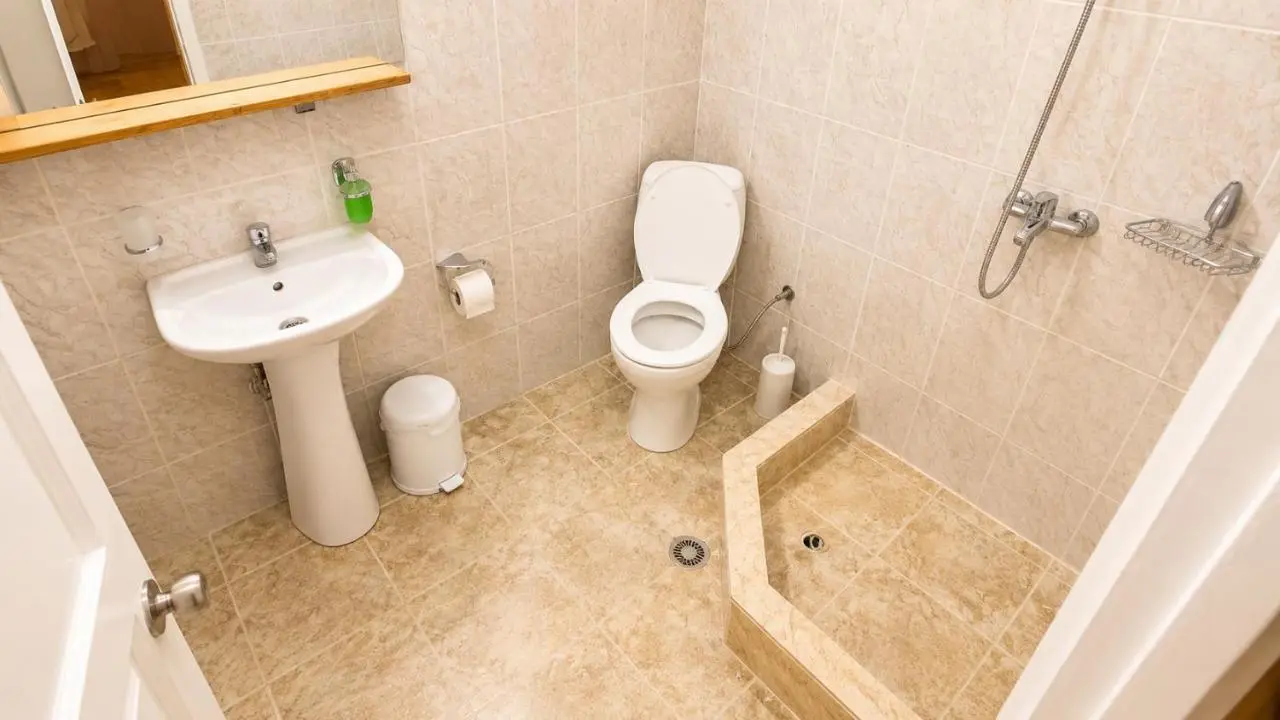 Tuz House R6