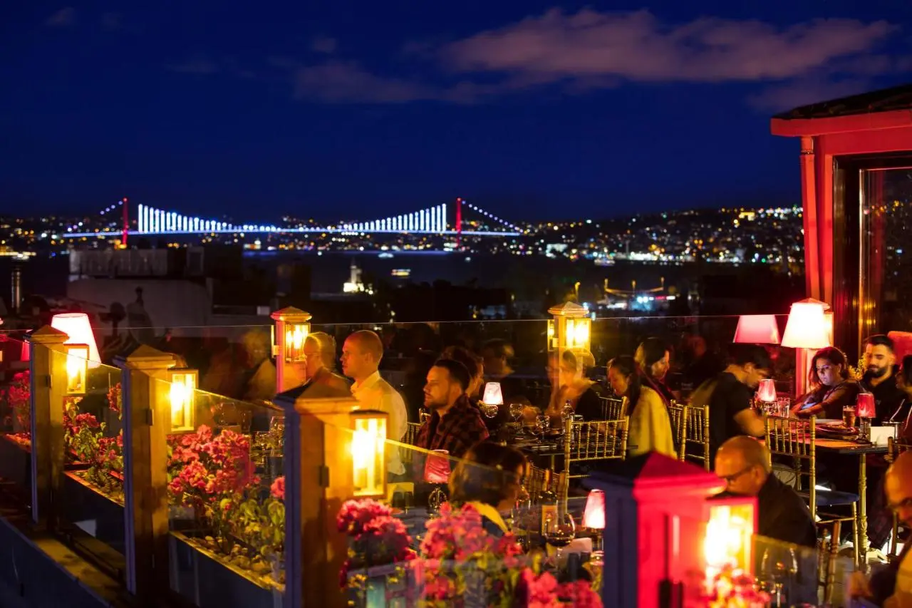 Seres Hotel Old City