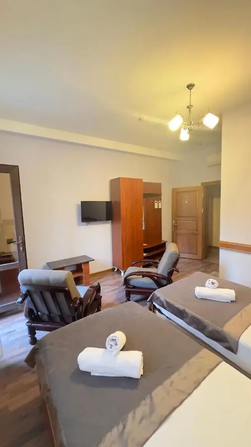 Yaffle Inn Shaki Boutique Hotel