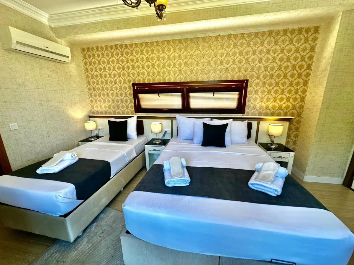 LElLl HAGİA SOFİA OTEL