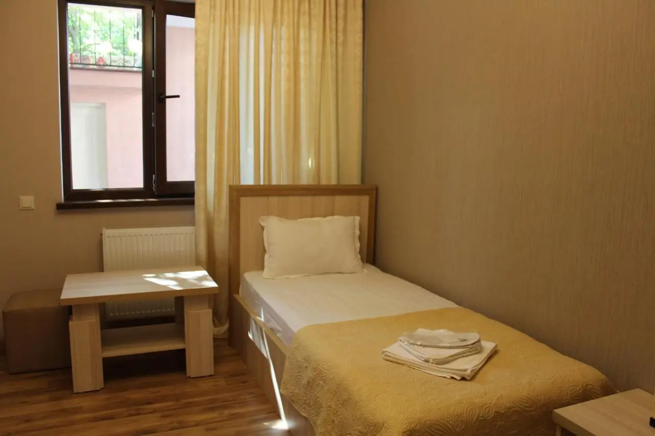Emis Hotel