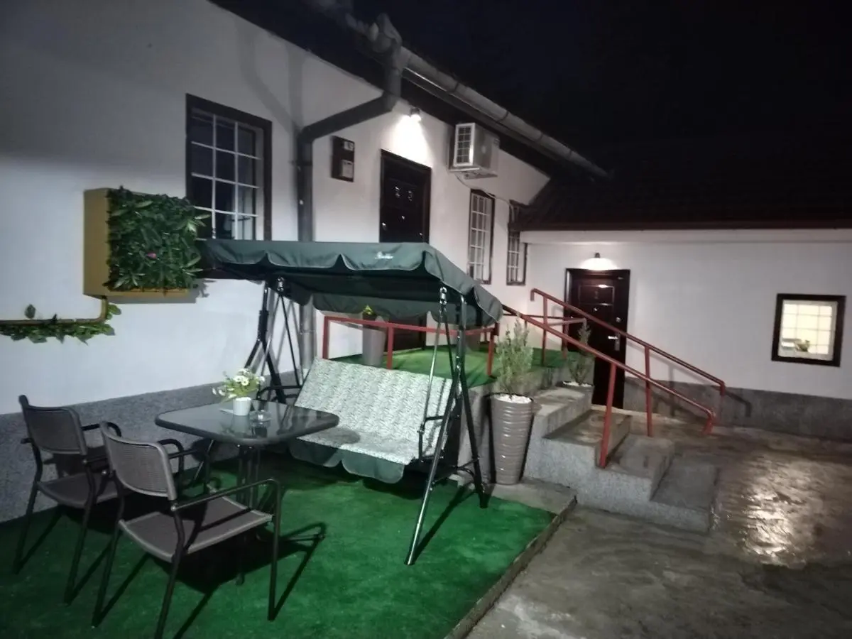 Bosanska Avlija Authentic Sarajevo Stay with Garden