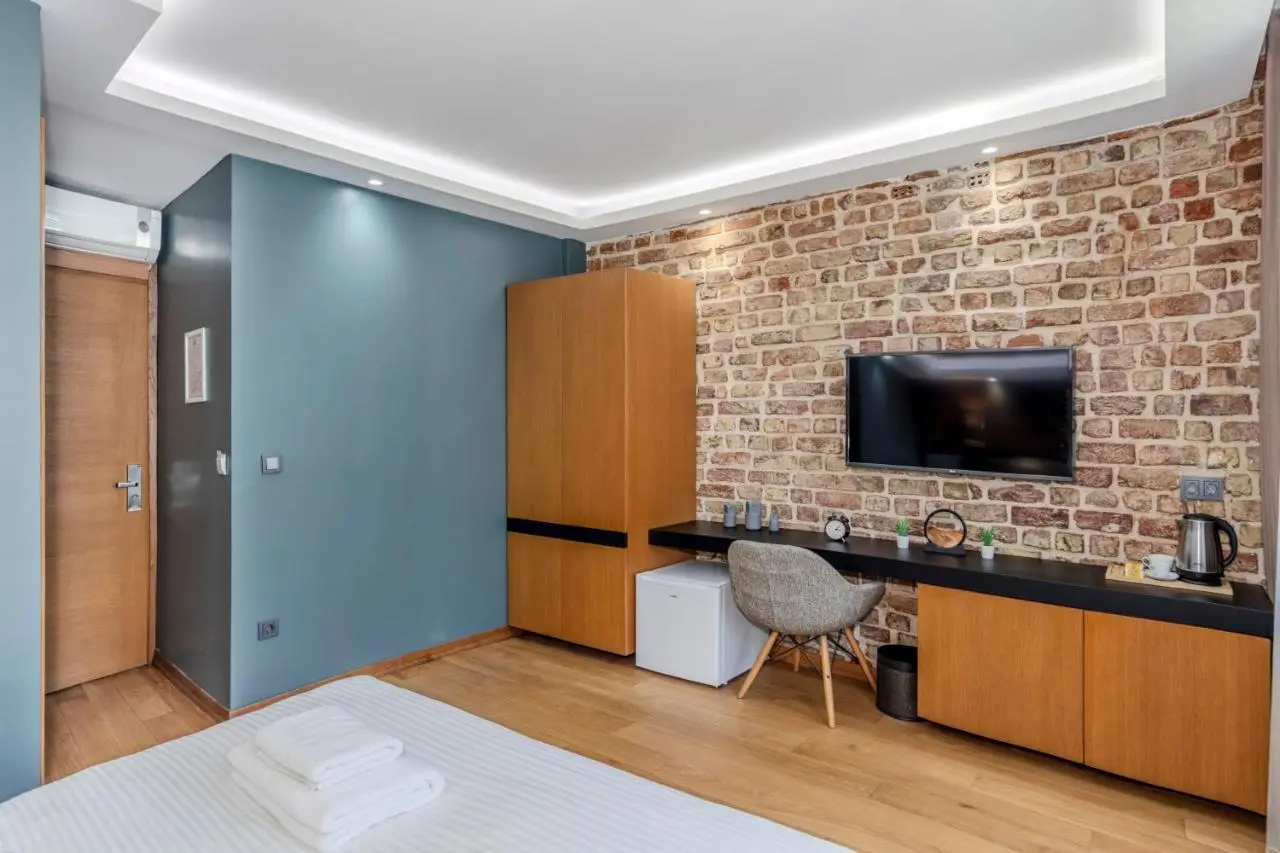 The Xenia Hotel