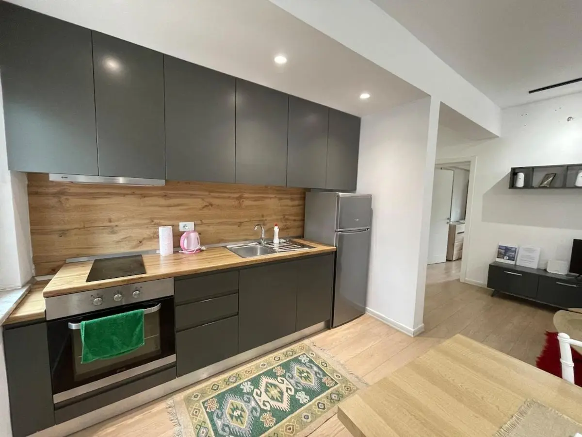 Museum Center One Bedroom App - ENJOY TRAVEL