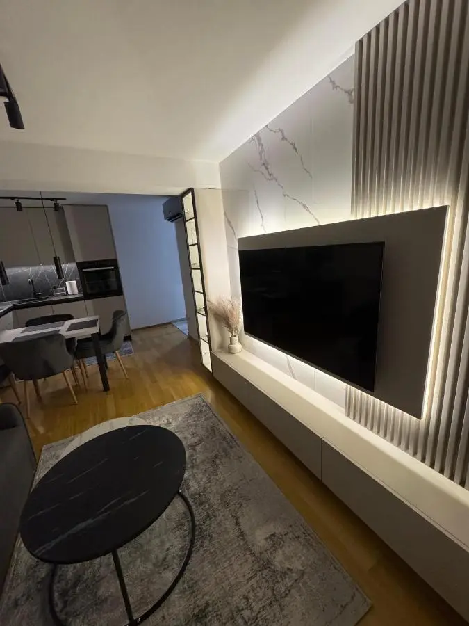 Luxury Prime Apartments with Parking