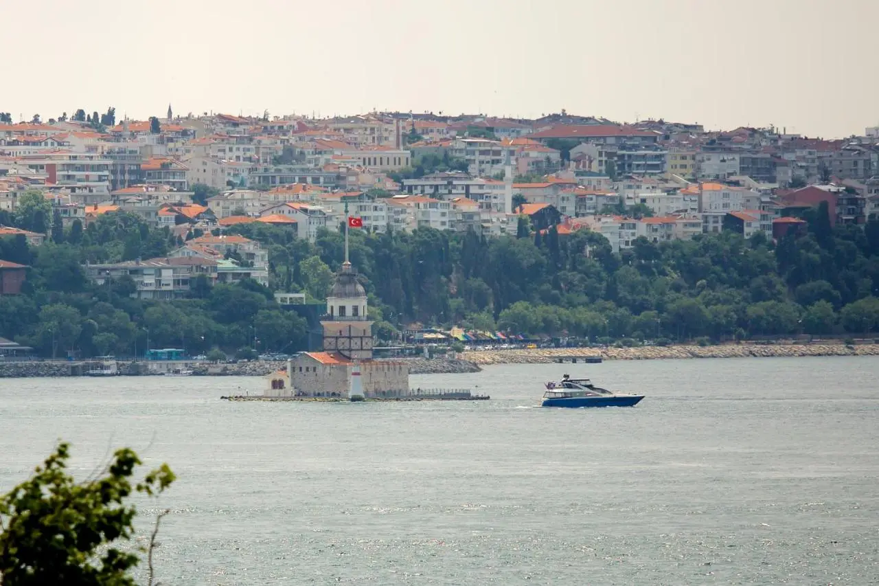 Zimmer Bosphorus Hotel