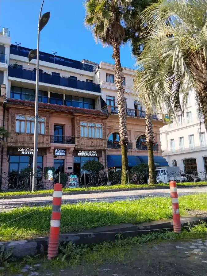 Hotel Neon