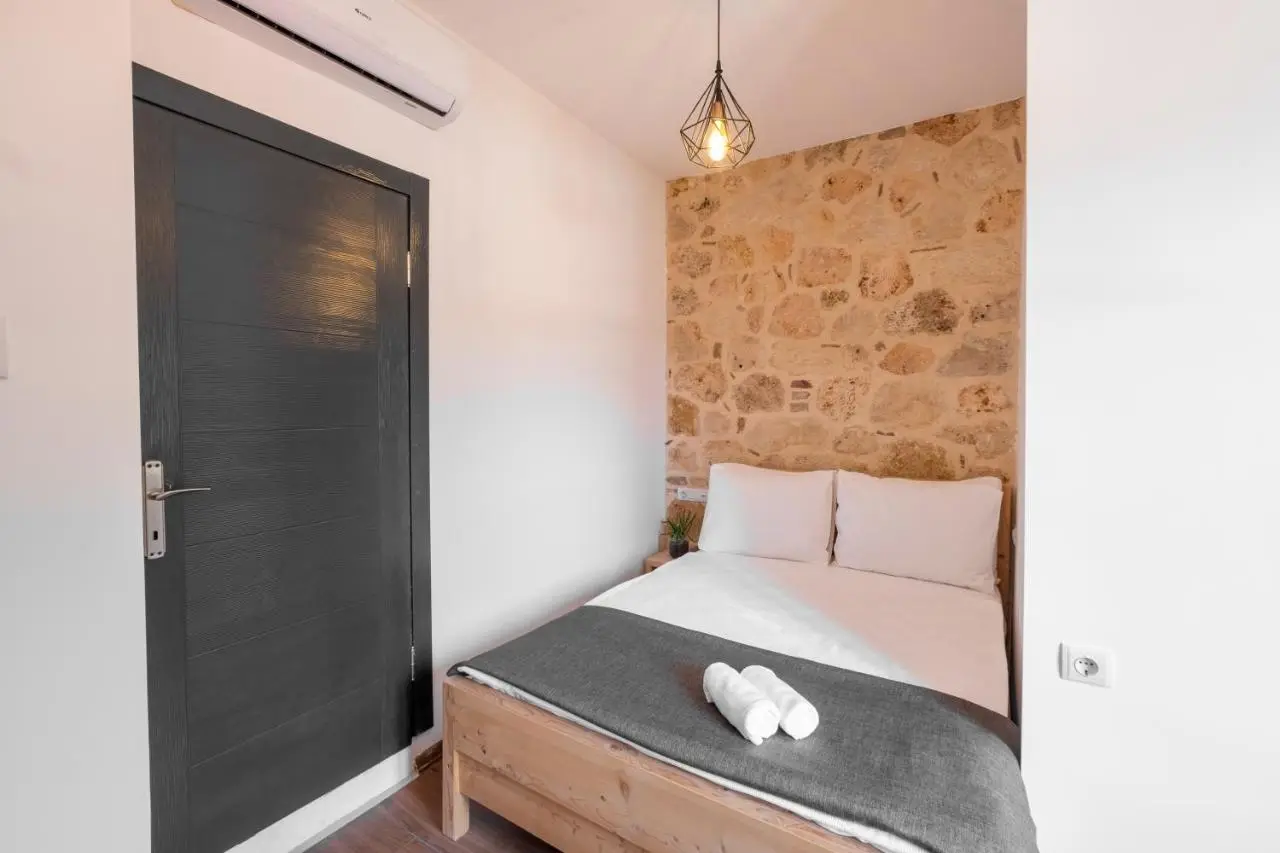 Solo Boutique Hotel
