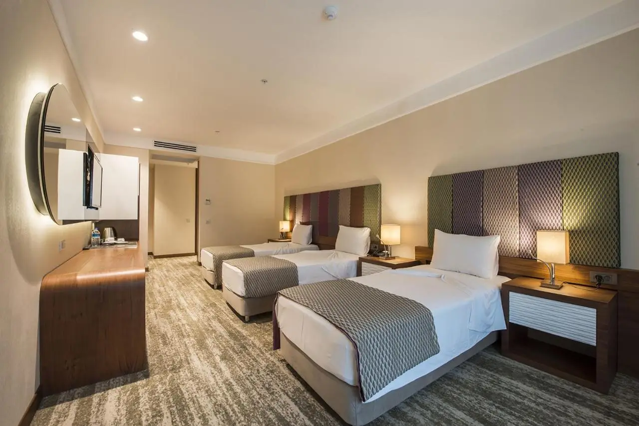 Ramada by Wyndham Gemli̇k
