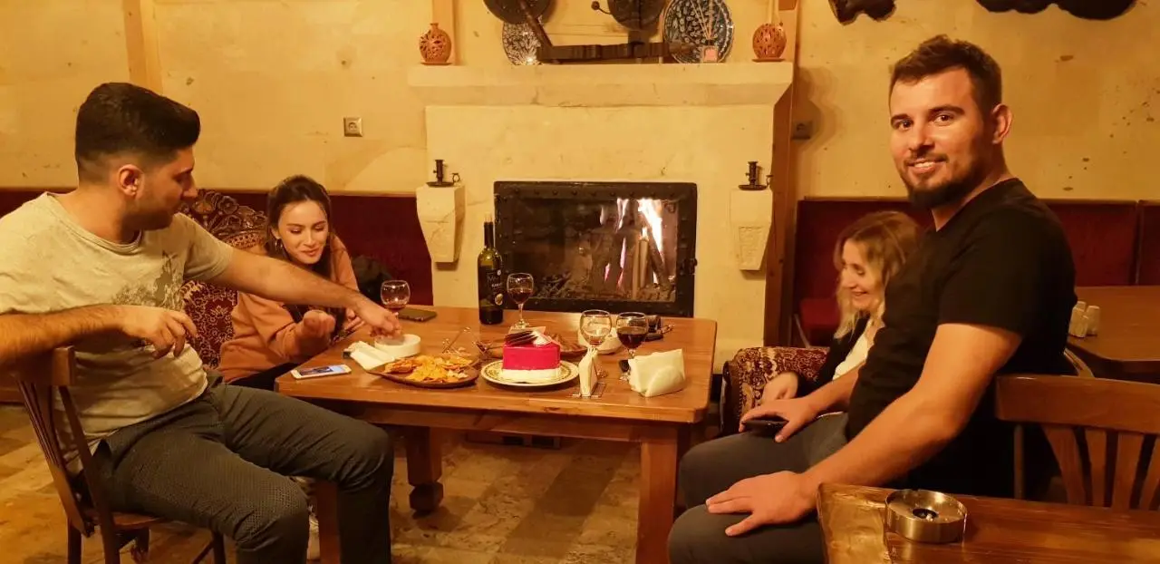Larissa Cave Hotel