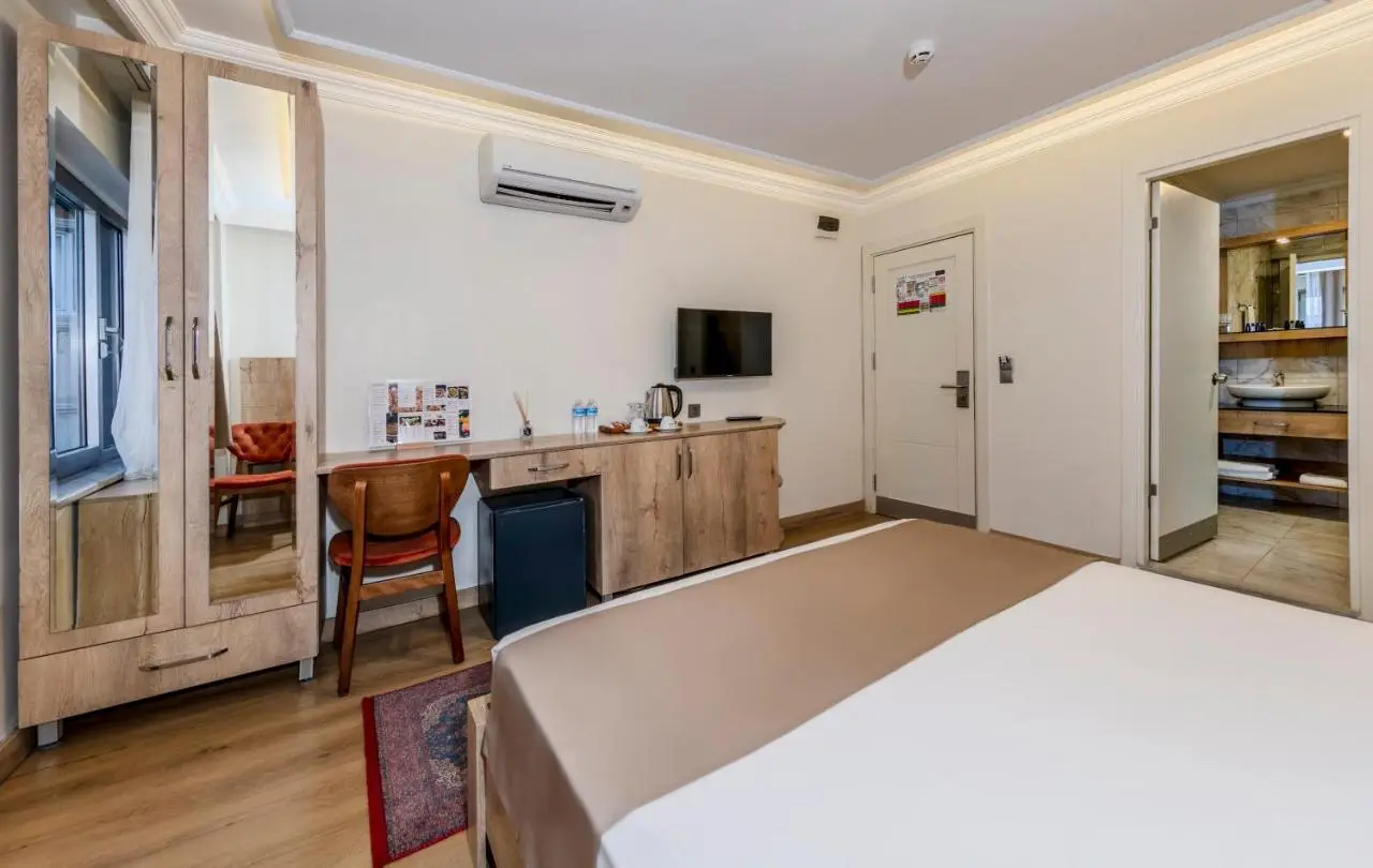 Istanbul Old City Topkapi Porta Romanos Hotel Ottoman Heritage