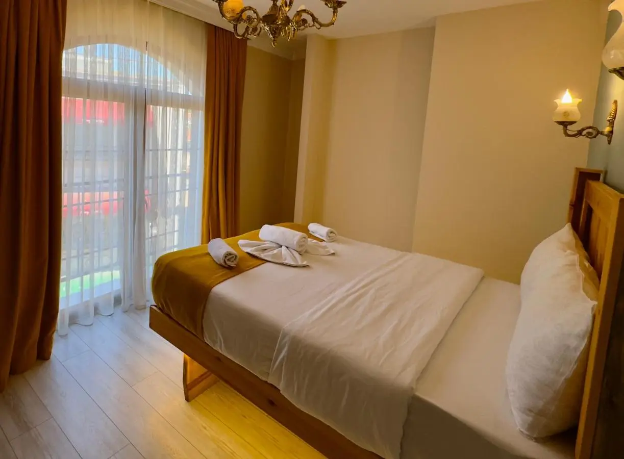 Magnificent Hotel