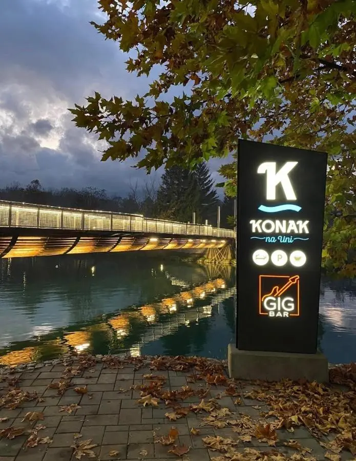 Konak na Uni