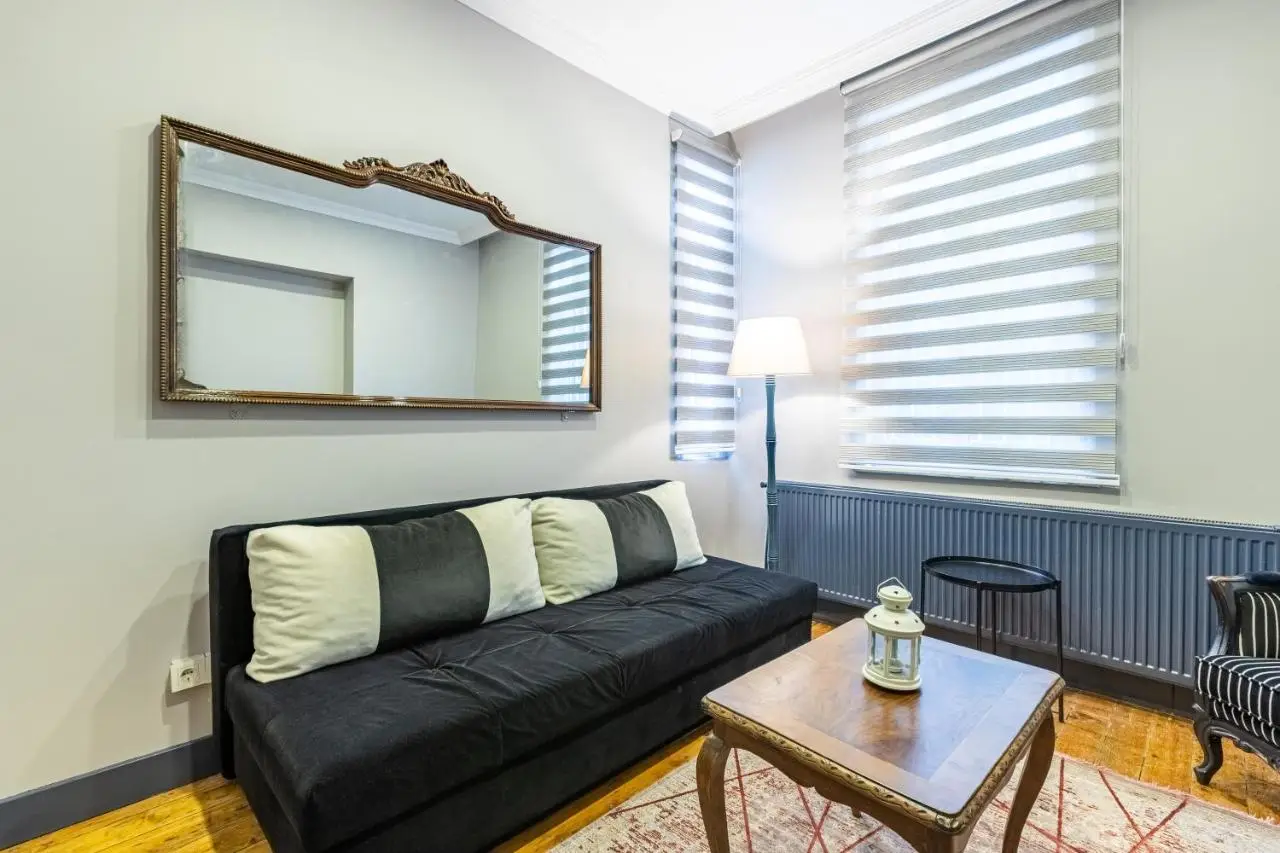 Ganbaru Tours - Flats in Galata