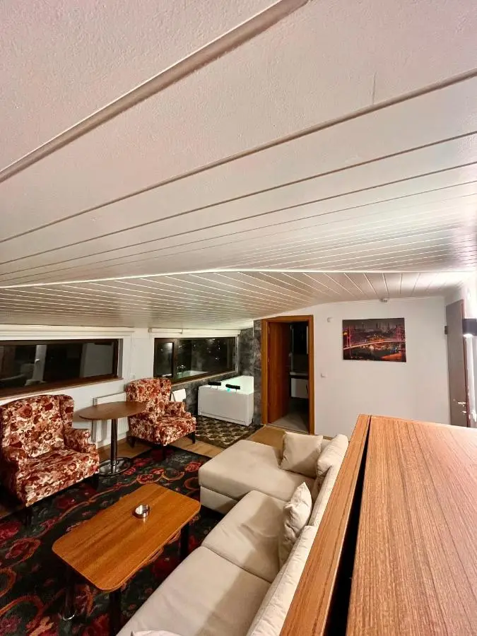 Class Hotel Bosphorus With Jacuzzi