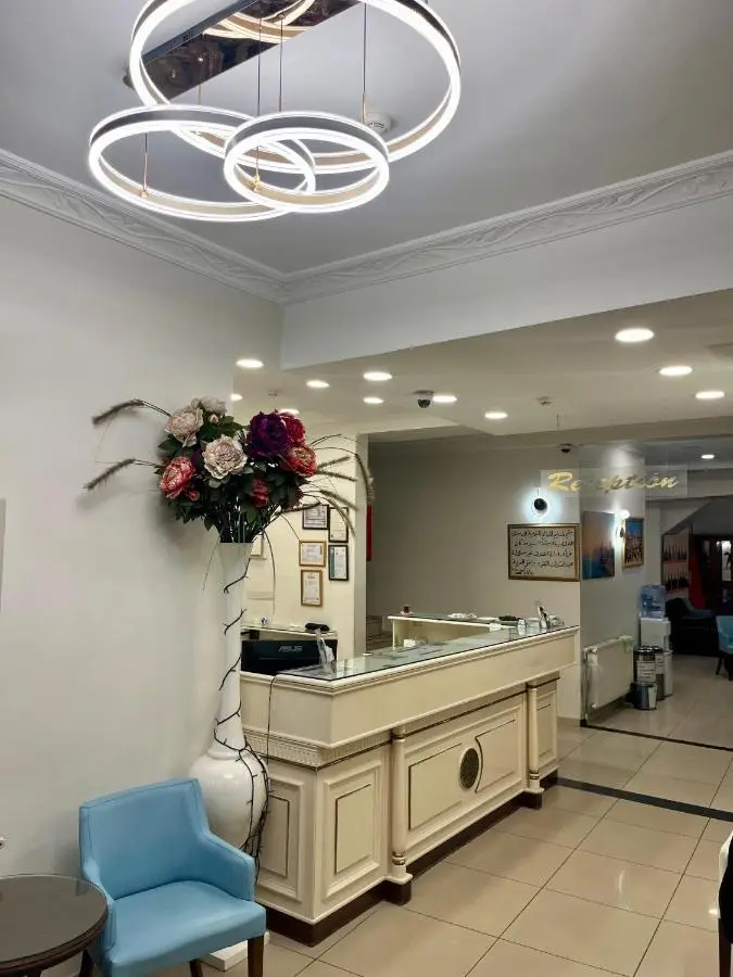 Adil Konak Hotel