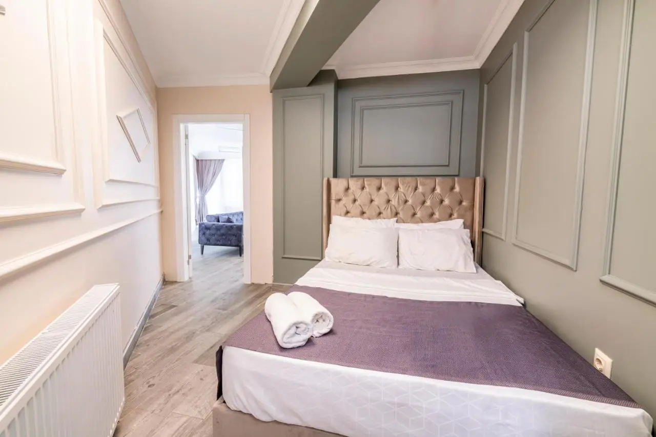 The Royal Luxury Hotel