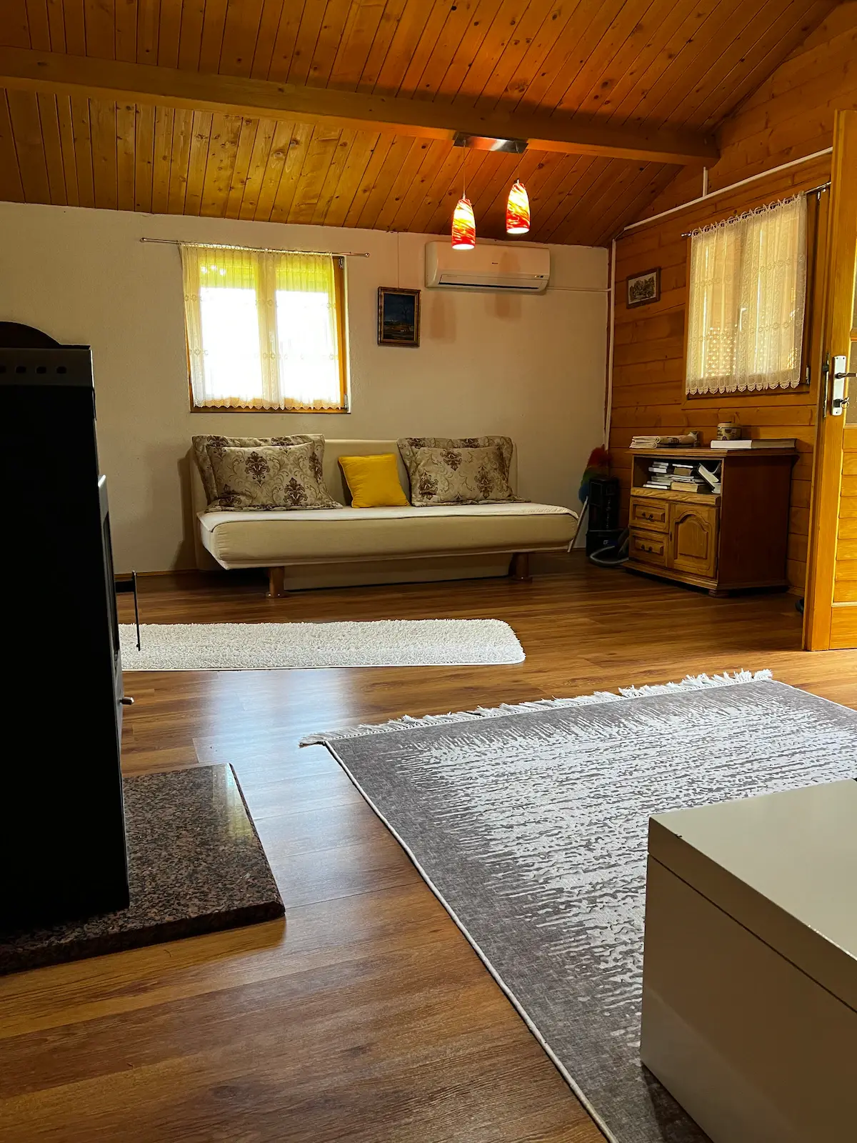 Cozy Riverside Holiday Home Emma